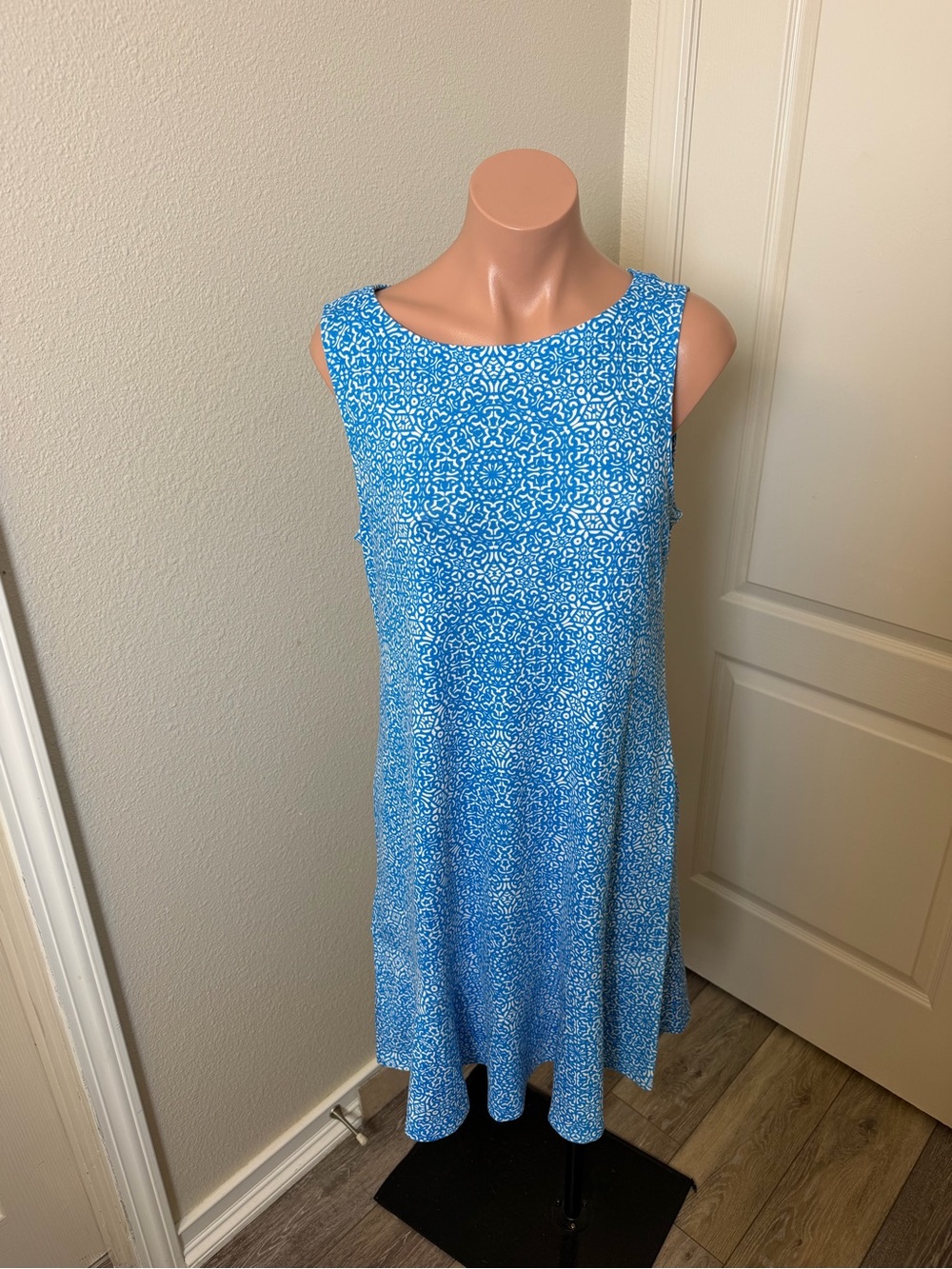 Tommy Bahama Blue and White Printed Midi Dress